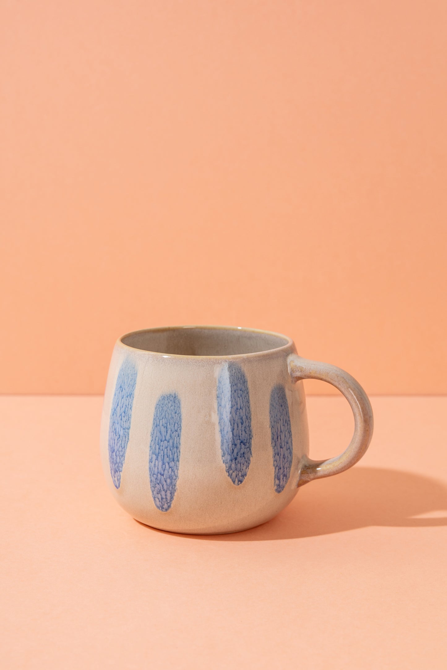 Caneca Azul e Branca