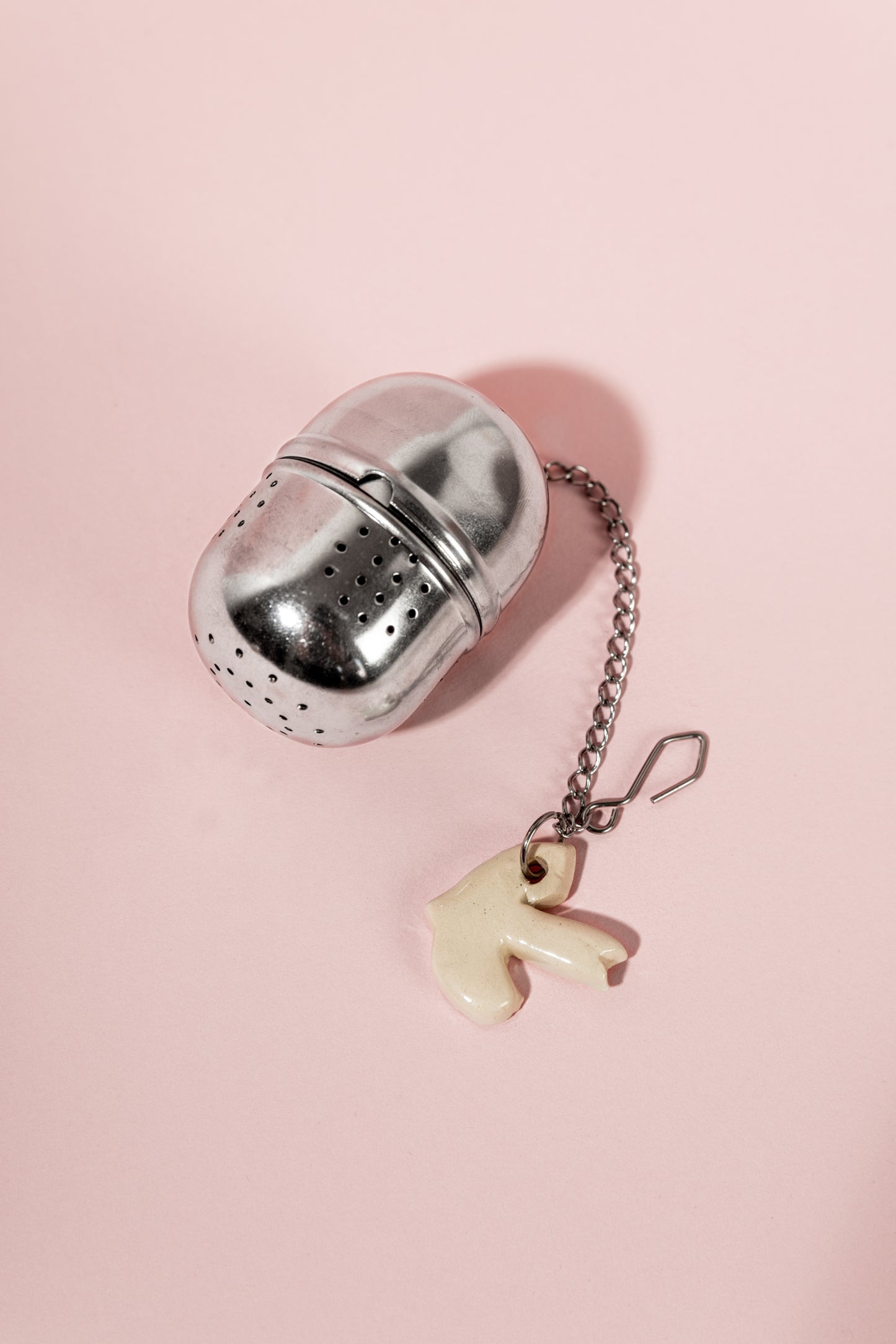 Infusor de chá artesanal em aço inoxidável e cerâmica Criatura