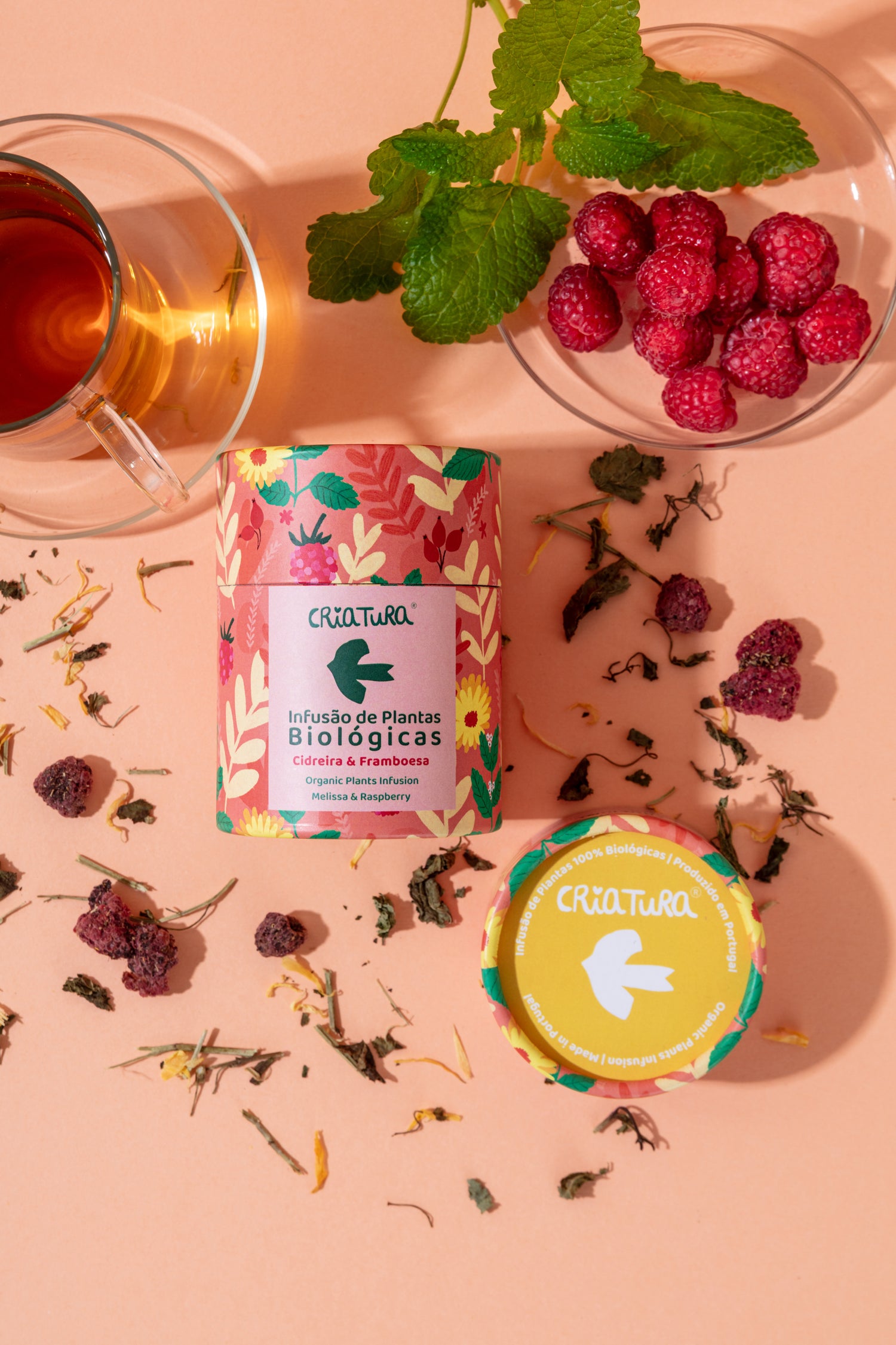 Infusão biológica de cidreira, rosa-mosqueta, framboesa e calêndula